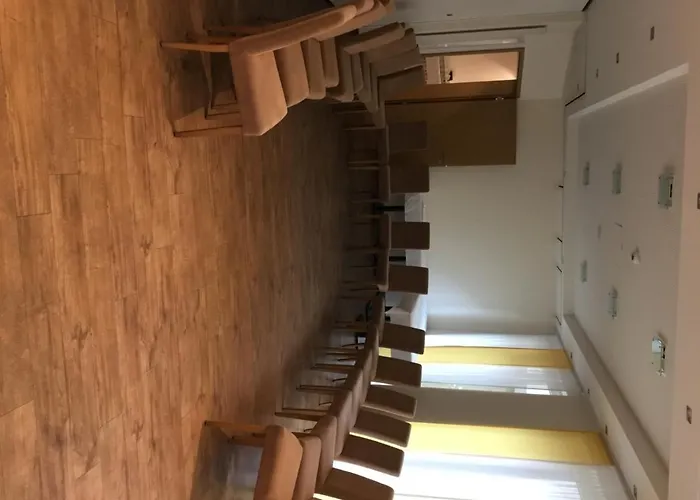 阿尔代酒店 威滕